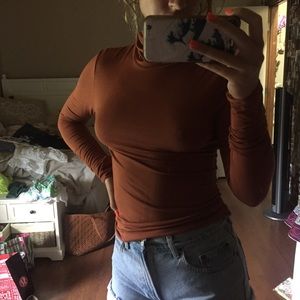 Audrey 3+1 turtle neck tan long sleeve top medium